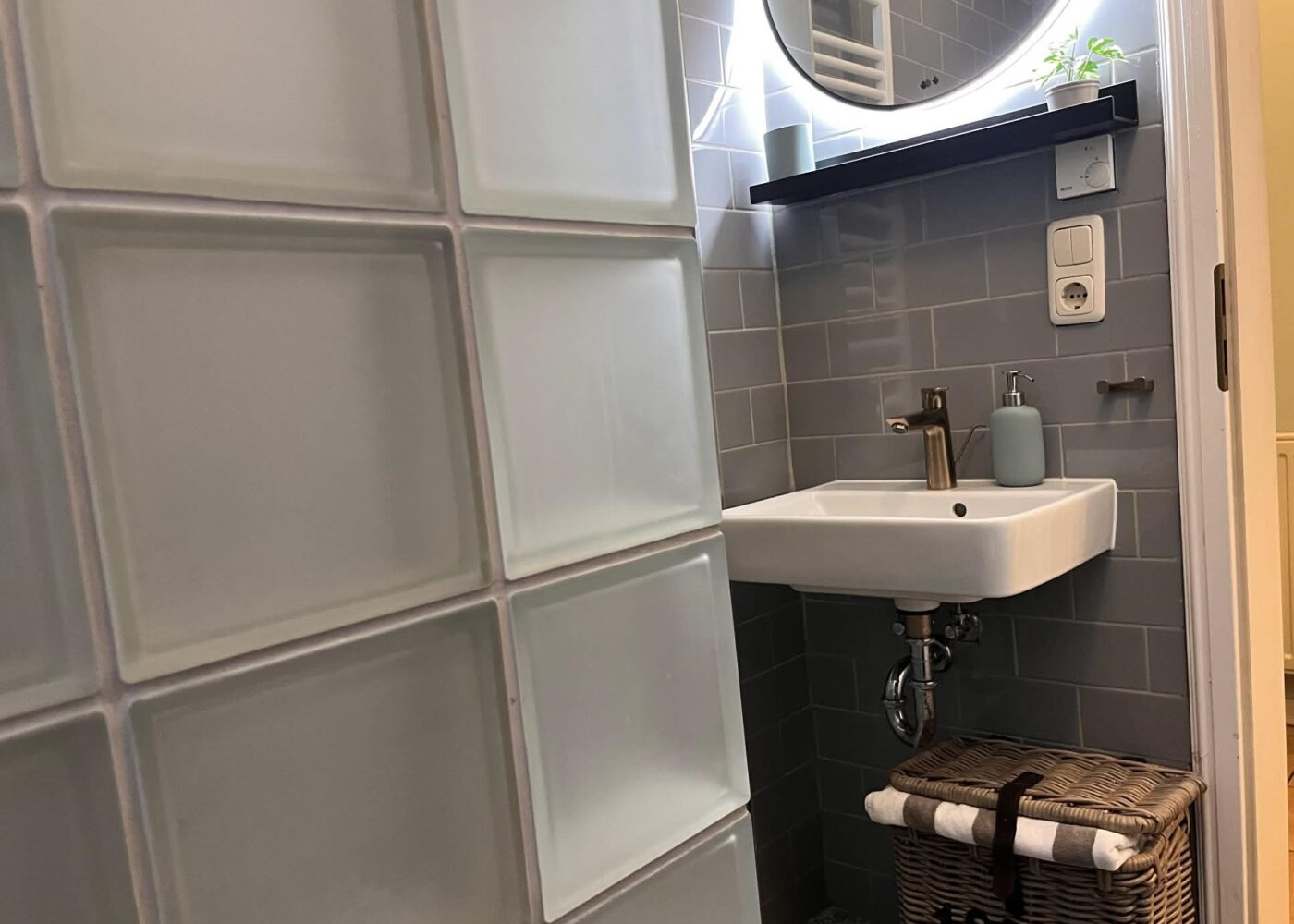 1.Bad nei 2 Hier ist das 1.Badezimmer in unserem Ferienhaus auf Usedom an der Ostsee zu sehen.